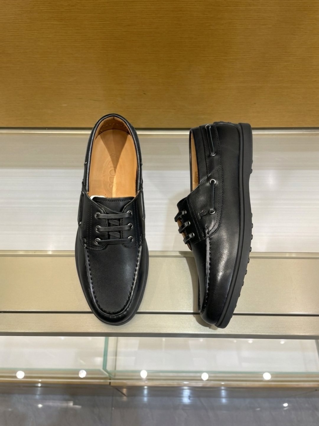 TOD'S Moc-Toe Boat Shoes